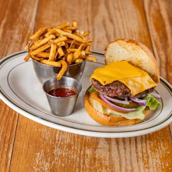 Zona Sur Bar Bistro - Classic burger - New American Near Me - Brooklyn, New York Zona Sur Bar Bistro - Classic burger - New American Near Me - Brooklyn, New York