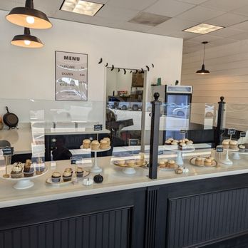 Camarillo Cupcake - Cupcake bar - Cupcakes Near Me - Camarillo, California Camarillo Cupcake - Cupcake bar - Cupcakes Near Me - Camarillo, California