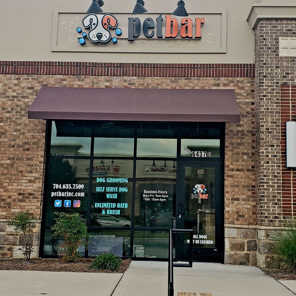 PETBAR BOUTIQUE INDIAN TRAIL 6437 Old Monroe, Indian Trail, North Carolina Pet Groomers