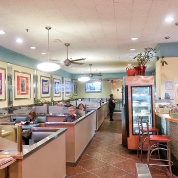 Fran's Restaurant - Inside - Diners Near Me - Toronto, Ontario