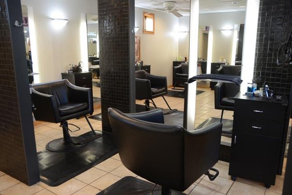 Twin Image Salon Spa 121 W Benton St Iowa City Ia Unknown Mapquest