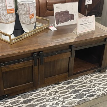 Ashley Store - Coffee Table - Furniture Stores Near Me - Stockton, California