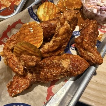 Arooga's - Chicken Wings Near Me - Hummelstown, Pennsylvania Arooga's - Chicken Wings Near Me - Hummelstown, Pennsylvania