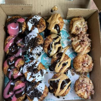 Sugar Llamas - Desserts Near Me - Magnolia, Texas