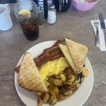 Miss Lorraine Diner - The wife's breakfast/not sure the name - Diners Near Me - Pawtucket, Rhode Island Miss Lorraine Diner - The wife's breakfast/not sure the name - Diners Near Me - Pawtucket, Rhode Island