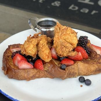 Beachside Restaurant and Bar - New American Near Me - Marina del Rey, California