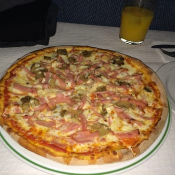 Pizzeria Pastucci - Italian Near Me - Toledo, TO