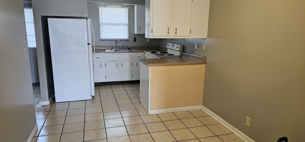 Slide of Ben's Handyman Services