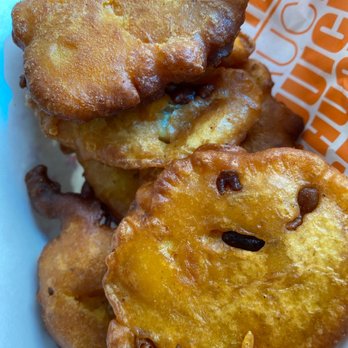 We Shuckin - Conch fritters $5.99 - Soul Food Near Me - Pembroke Pines, Florida We Shuckin - Conch fritters $5.99 - Soul Food Near Me - Pembroke Pines, Florida