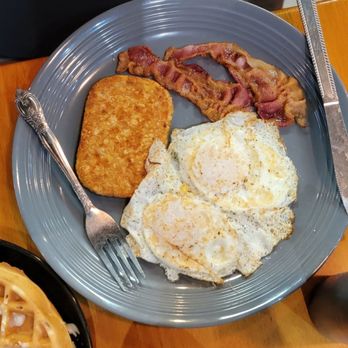 Cozy Coffee Restaurant & Bar - Waffle Breakfast w Eggs & Bacon - Coffee & Tea Near Me - Temple Terrace, Florida Cozy Coffee Restaurant & Bar - Waffle Breakfast w Eggs & Bacon - Coffee & Tea Near Me - Temple Terrace, Florida