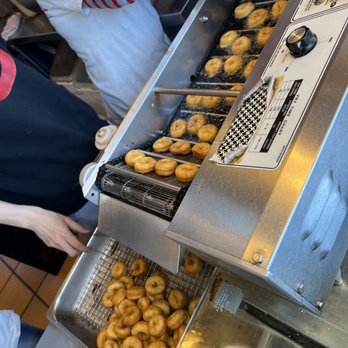Trish's Mini Donuts - Made fresh - Donuts Near Me - San Francisco, California Trish's Mini Donuts - Made fresh - Donuts Near Me - San Francisco, California