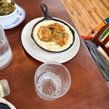 Luella's Southern Kitchen - Shrimp and Grits - Southern Near Me - Chicago, Illinois