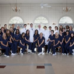 Robert J Kelly DDS & Associates
