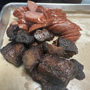Smokey Mo's BBQ - Round Rock - Pork Burnt Ends, Regular Sausage - Barbeque Near Me - Round Rock, Texas