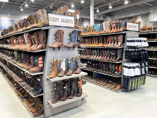 Boot Barn In San Antonio Texas BOOT BARN - Updated March 2025 - 23 Photos - 120 Empresario Dr, San
