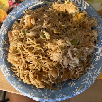 Pearl East - Chicken chow mein shrimp, fried rice - Chinese Near Me - Santa Maria, California Pearl East - Chicken chow mein shrimp, fried rice - Chinese Near Me - Santa Maria, California