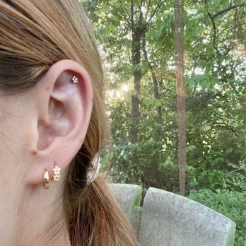 STUDS - Piercings and earrings - Jewelry Near Me - Nashville, Tennessee STUDS - Piercings and earrings - Jewelry Near Me - Nashville, Tennessee