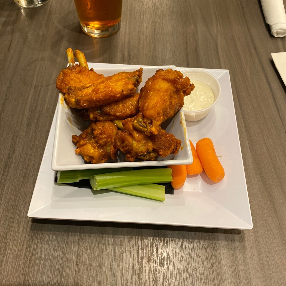 CityBar - Wings - Cocktail Bars Near Me - Washington, DC, District of Columbia
