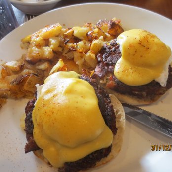 State Street Cafe - crab cake Benedict - Salad Near Me - North Haven, Connecticut State Street Cafe - crab cake Benedict - Salad Near Me - North Haven, Connecticut