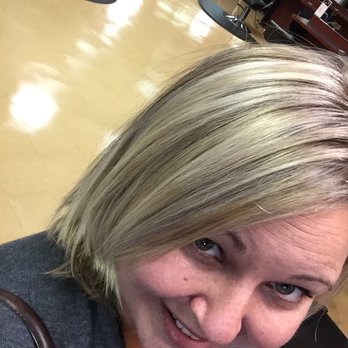 Jenniffer - Hair Salons Near Me - Mentor, Ohio
