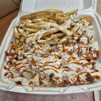 Halal Muncheez - Gyro platter - Chicken Wings Near Me - Sacramento, California