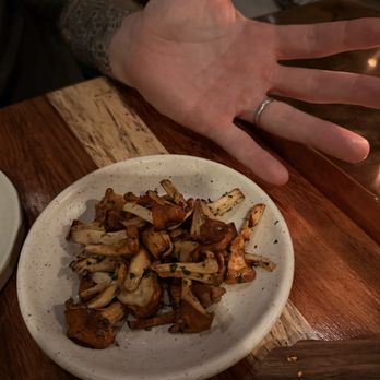 ALTO Fire to Table - Dry, undercooked mushrooms that went with Ribeye - Desserts Near Me - Studio City, California