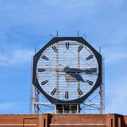 Colgate Palmolive Clock
