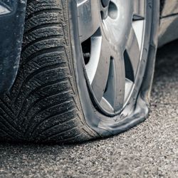 GoodTrade Tire Service - Call us if you need help for spare tire change.