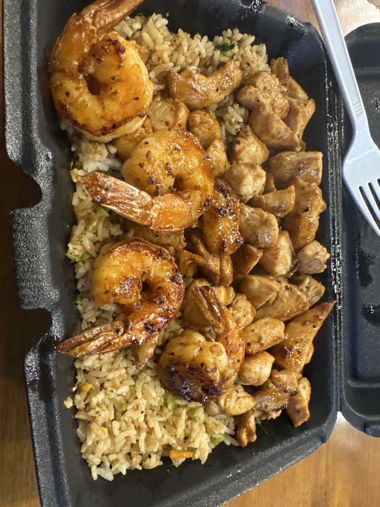 Food from F&F Japanese Grill