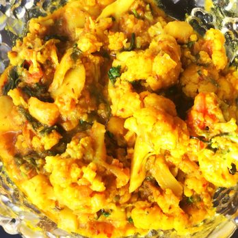 Red Panda Restaurant - Couliflower - Himalayan/Nepalese Near Me - Woodside, New York
