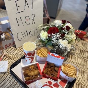 Chick-fil-A - 1st meal at cfa Placentia. Grand opening day 10.09.25 - Fast Food Near Me - Placentia, California