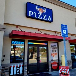 Cow Pies Pizza - Entry
