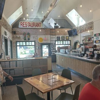 Cenzo's Pizza & Deli - Pizza Near Me - Dallas, Texas