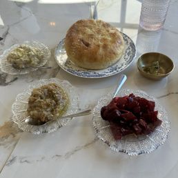 Lunch mini mezze added for free to entrees .. bread is incredible Lunch mini mezze added for free to entrees .. bread is incredible