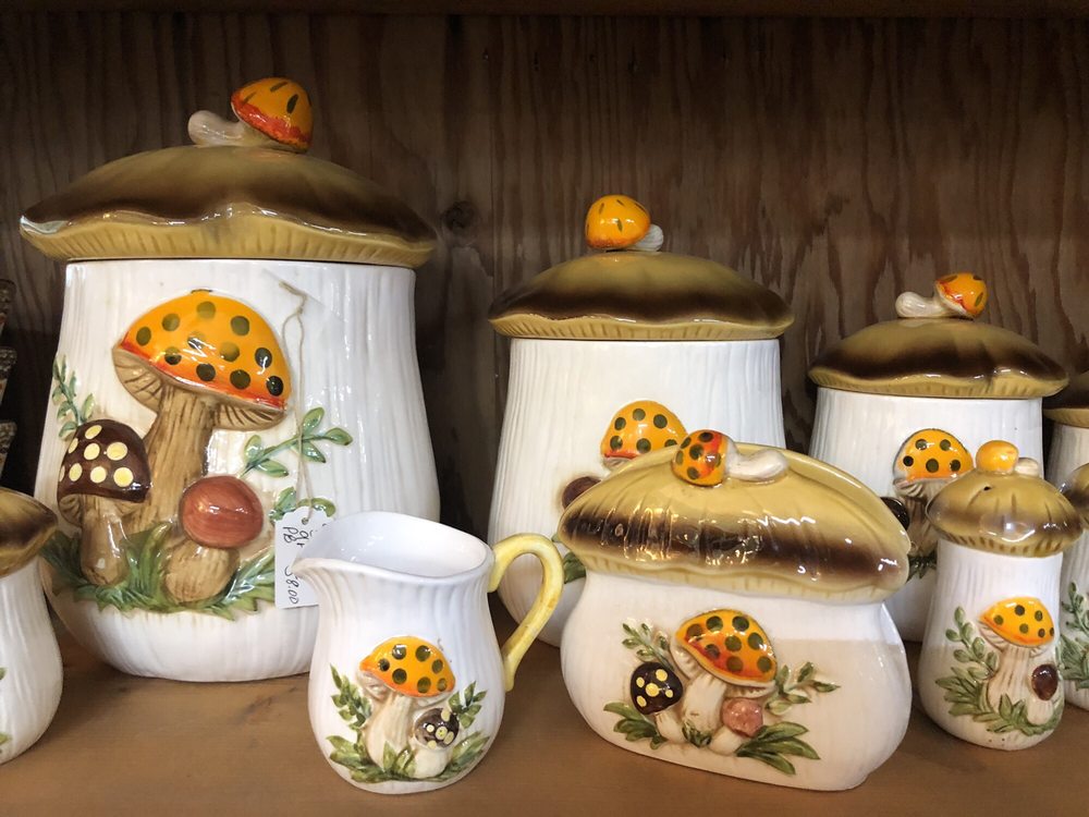 Abigail's Antiques & Collectibles Image