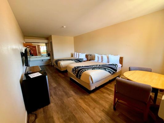 Cliff Dwellers Lodge by null