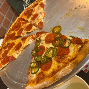 Doda's Pizza - Best pizza is town! - Pizza Near Me - Glendale, Arizona Doda's Pizza - Best pizza is town! - Pizza Near Me - Glendale, Arizona