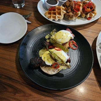 STK Steakhouse - Restaurant Week 2025: Smoked Pork Belly Benedict - Steakhouses Near Me - Chicago, Illinois