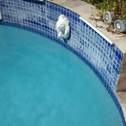 ECO  Pools and more - Ugly stained tile