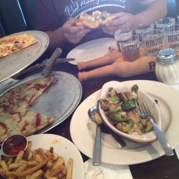 Rail Trail Flatbread - Yum. - Bars Near Me - Hudson, Massachusetts