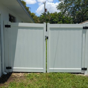 Leo fence - Fences & Gates Near Me Leo fence - Fences & Gates Near Me