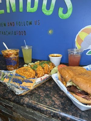 La Catrachita Taqueria by null