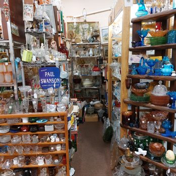 Medina Antique Mall - Waaaaaay to much crap. - Antiques Near Me - Medina, Ohio Medina Antique Mall - Waaaaaay to much crap. - Antiques Near Me - Medina, Ohio