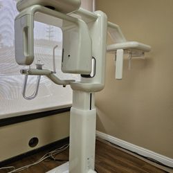 Steve S Lee, MS, DDS - Panoramic X-Ray Machine