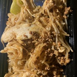 Thai Street Market - Pad Thai - chicken