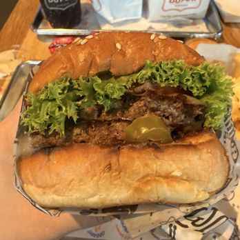Super Duper Burgers - Burgers Near Me - Concord, California Super Duper Burgers - Burgers Near Me - Concord, California