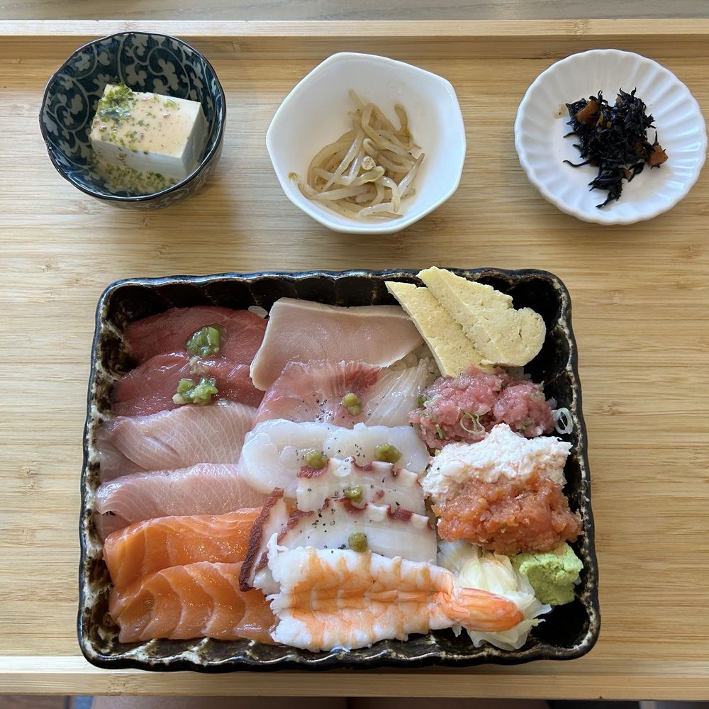 Akami Sushi - Sushi Bars Near Me - Arcadia, California