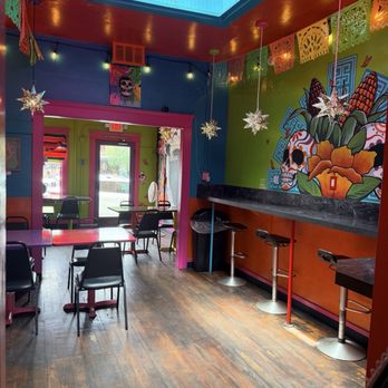 Quesos on 4th - Mexican Near Me - Tucson, Arizona
