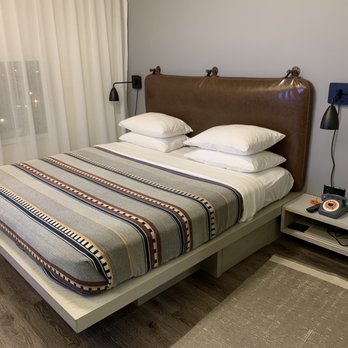 Moxy Nashville Vanderbilt Area - Platform bed with padded headboard. - Hotels Near Me - Nashville, Tennessee