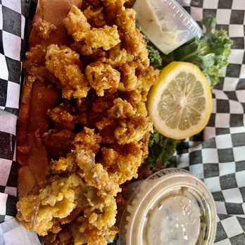 Lobster Pound - Somewhere under all those full belly clams is a roll. - Seafood Markets Near Me - Bradenton, Florida Lobster Pound - Somewhere under all those full belly clams is a roll. - Seafood Markets Near Me - Bradenton, Florida